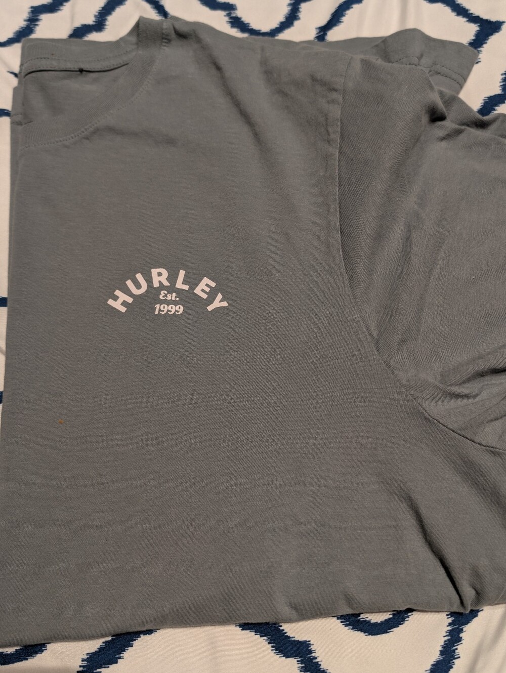 Hurley Slate Blue Tee with  Logo Front And Back. Xxl